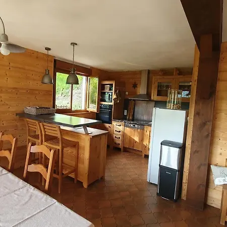 Le Chat Let Perche Chalet
