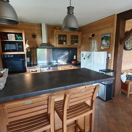 Le Chat Let Perche Chalet *